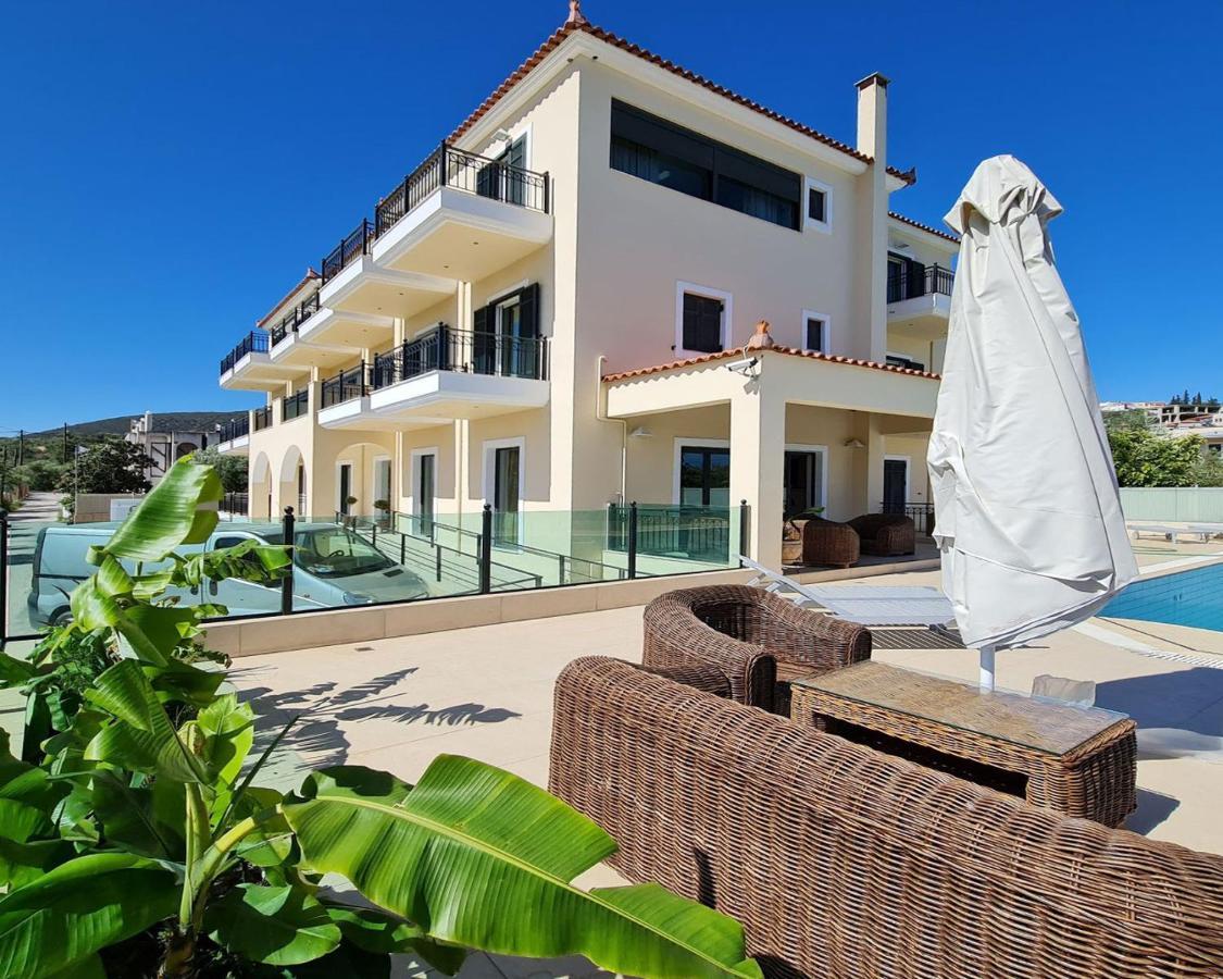 Chateau De Georges Hotel 3*